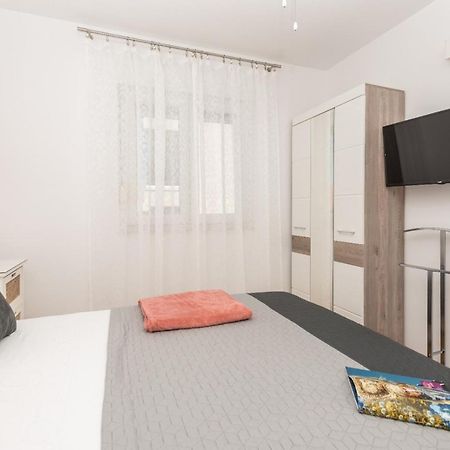 East Side Deluxe Suite Makarska Ngoại thất bức ảnh