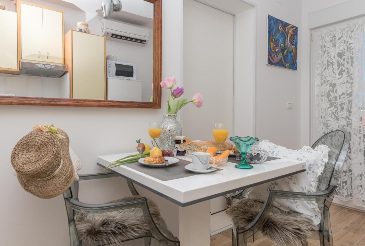 East Side Deluxe Suite Makarska Ngoại thất bức ảnh